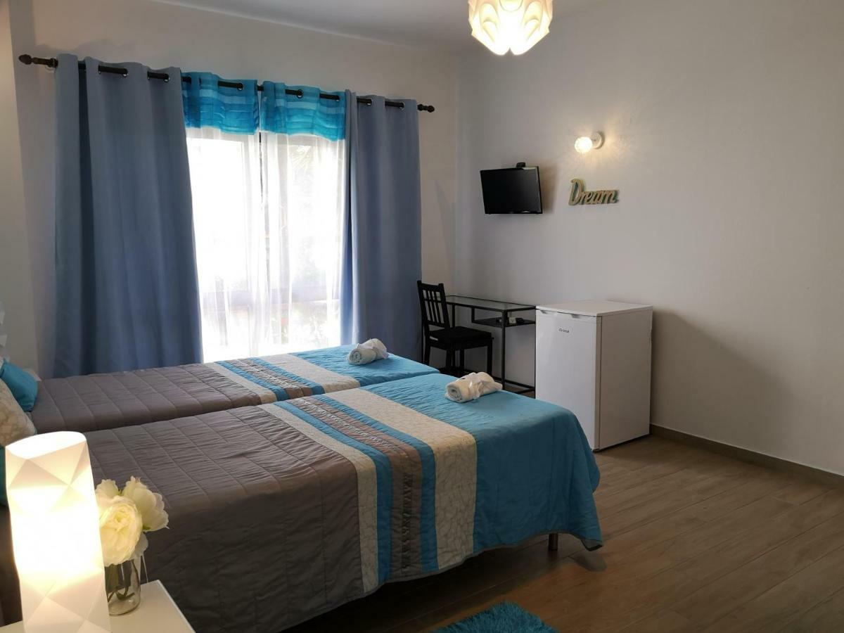 Sensations Guesthouse Lagos Ngoại thất bức ảnh