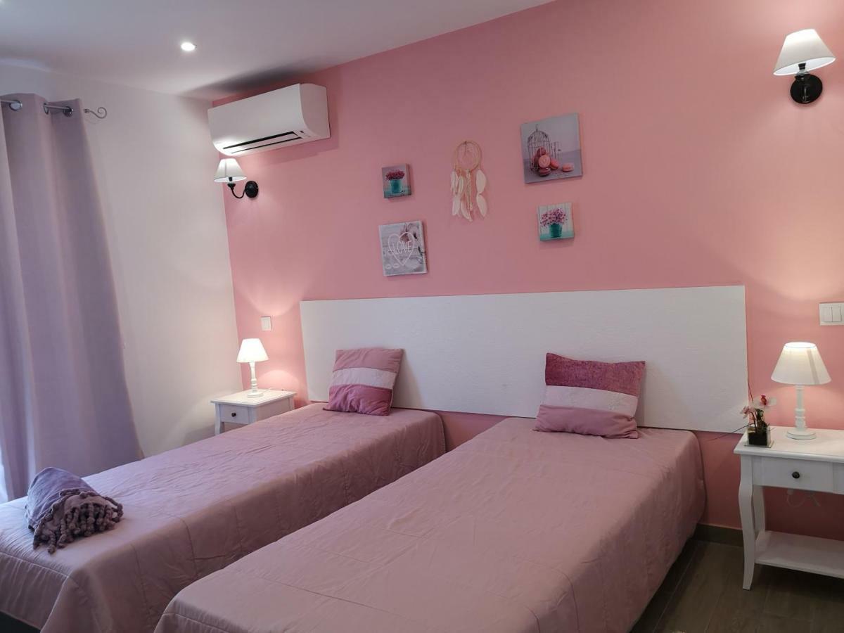 Sensations Guesthouse Lagos Ngoại thất bức ảnh